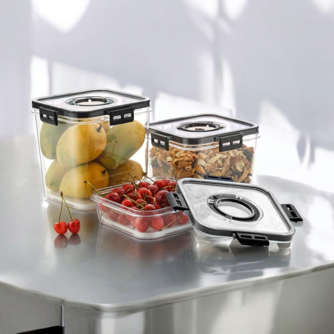 Qeyra Plastic Fridge Storage Container with Time keeping on Top Lid Breathable,Airtight Food Container, World's First BPA Free Plastic container (SET OF 3)